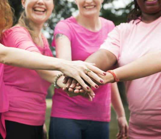 Outubro Rosa: Bla’s faz ação em prol da campanha