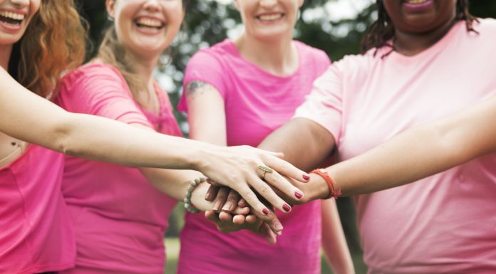 Outubro Rosa: Bla’s faz ação em prol da campanha