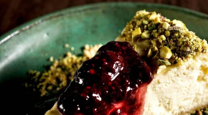 Vinnys Pizzeria oferece cheesecake para encomendas de Natal