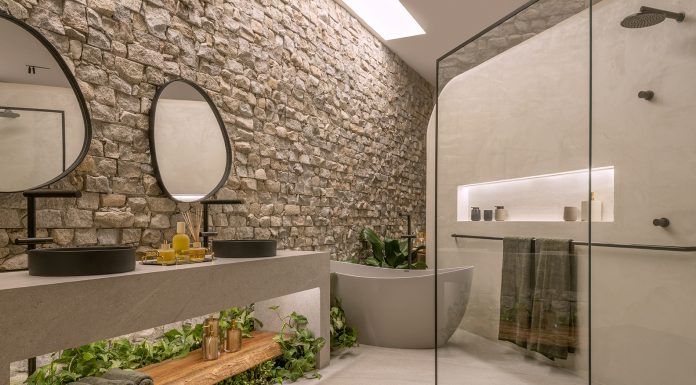 Ikê Pedras faz história na mostra CASACOR Brasília