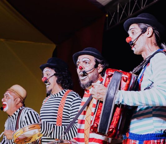 Caravana Circo Teatro Artetude leva alegria para fora do DF
