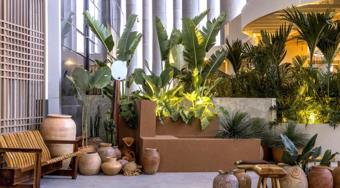 Praça celebra a natureza e o design brasileiro na CASACOR Brasília