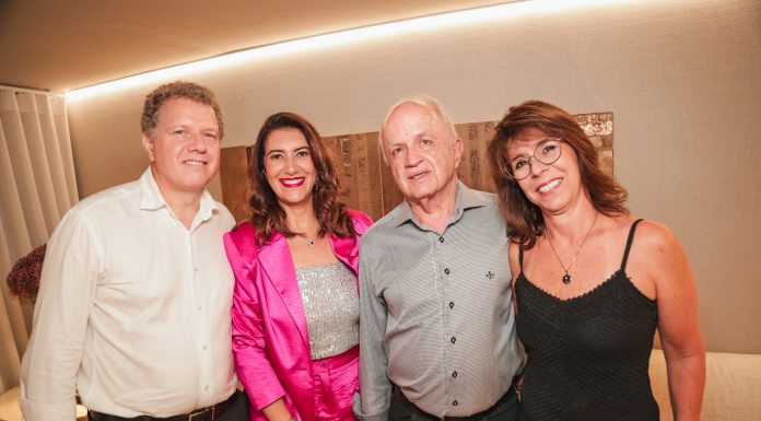 Vivian Maia e Intter recebem convidados em noite especial na CASACOR