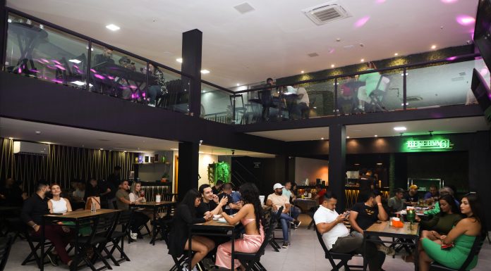 Pedro Paulo e Matheus agitam o palco do New Reserva 61