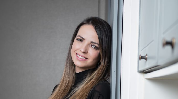 Juliana Cascaes assina o Lounge Vip do SPFW