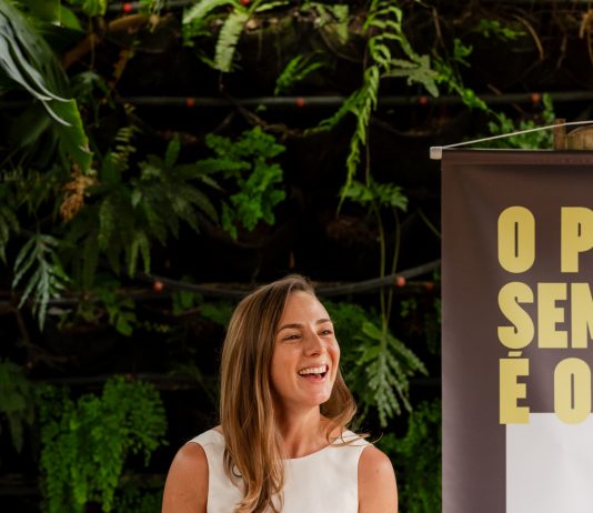 Brasília recebeu o lançamento do novo livro de Leticia Mello