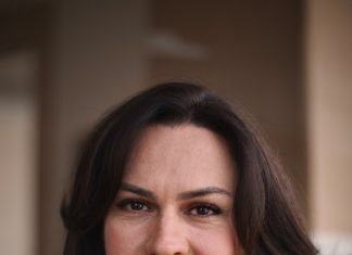 Fábia Mirassos celebra protagonismo travesti em piquenique no CCBB