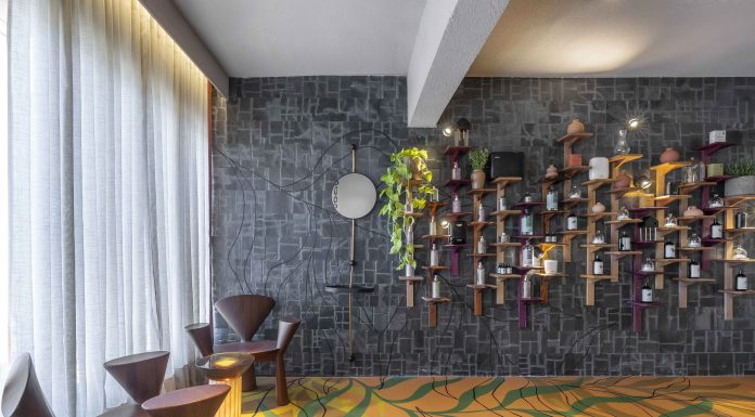 Olfati por Rick Hudson: rituais, memórias e aromas na CASACOR Brasília