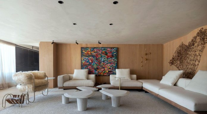 Breton marca presença na CASACOR Brasília 2025