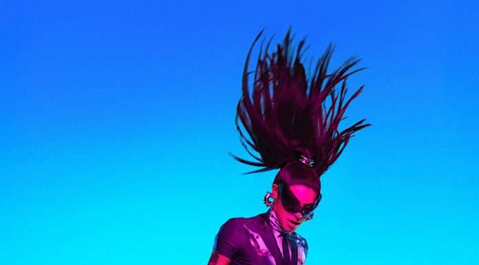 ROXY comemora 11 anos com Pabllo Vittar e o projeto Club Vittar