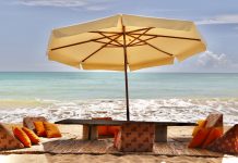 Casa Clube Trancoso inicia temporada de verão 2026 com Sunsets by JBL