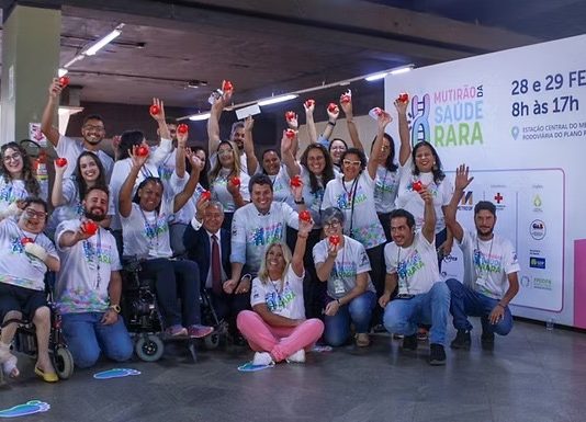 Mutirão da Saúde Rara 2026 leva acolhimento, informação e inclusão à Rodoviária do Plano Piloto