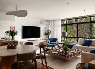 Apartamento em Brasília preserva piso original e transforma memória familiar em protagonista
