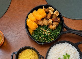 Papaya Bar e Gastronomia celebra o fim de semana com feijoada